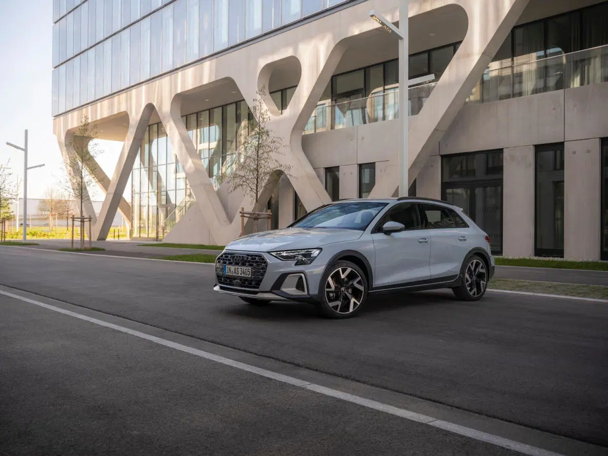 Audi A3 Allstreet, la prova del restyling: più tecnologia e 160 CV mild hybrid (4)