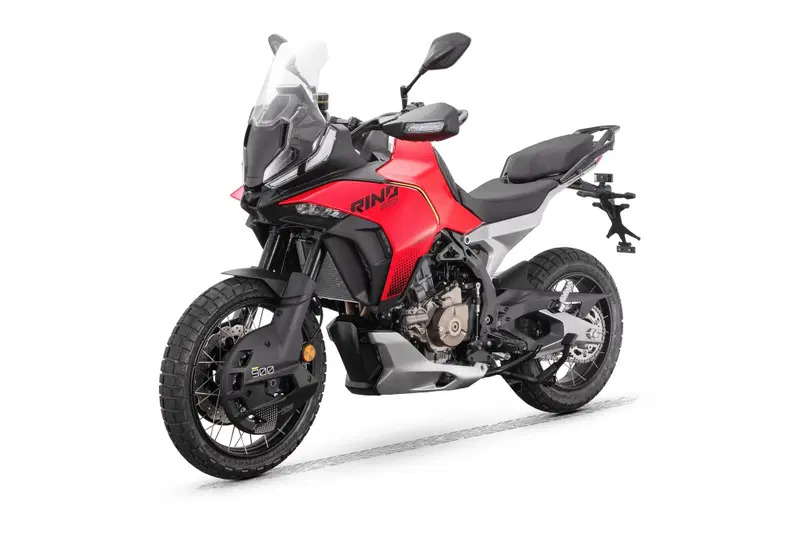 QJMotor porta a EICMA 2026 sei novità: c'è anche la Rino 900 da 119 CV