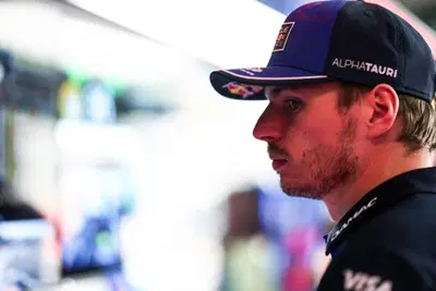 'Non è intelligente litigare con me, poi nella sua posizione...': Verstappen furioso con Lawson, poi svela la favorita in Messico