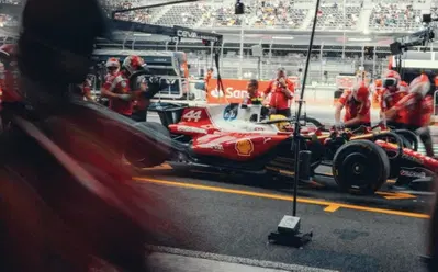 Ferrari, Vasseur lancia l'allarme in Messico: 'Così prima di curva 1 è quasi pericoloso'. E sul problema di Hamilton dice...