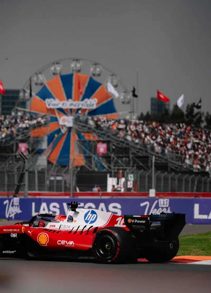 F1, Leclerc vola al comando nella FP2 del Messico ma è una Ferrari a due facce. Ansia Hamilton: 'Fermato dai sensori'
