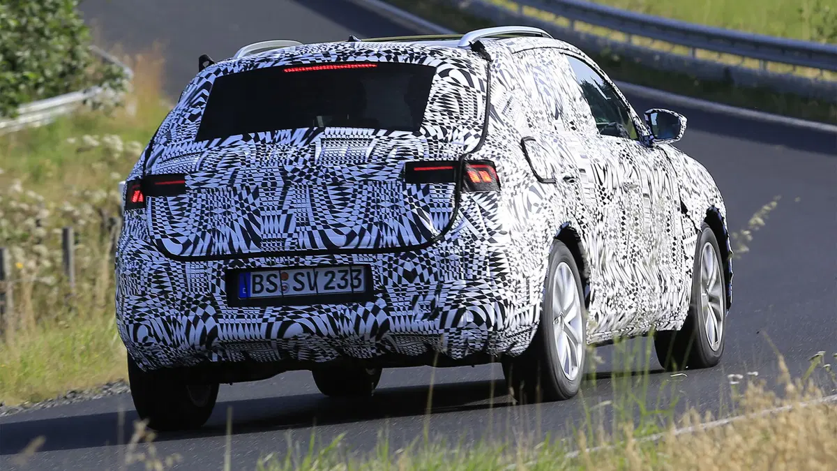Volkswagen Polo SUV 2018 (5)