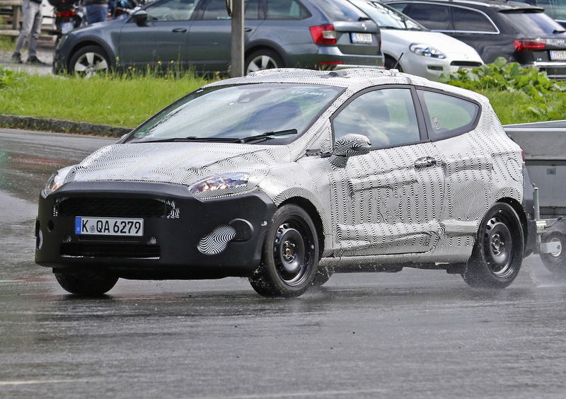 Ford Fiesta 3 porte 2017, i primi scatti