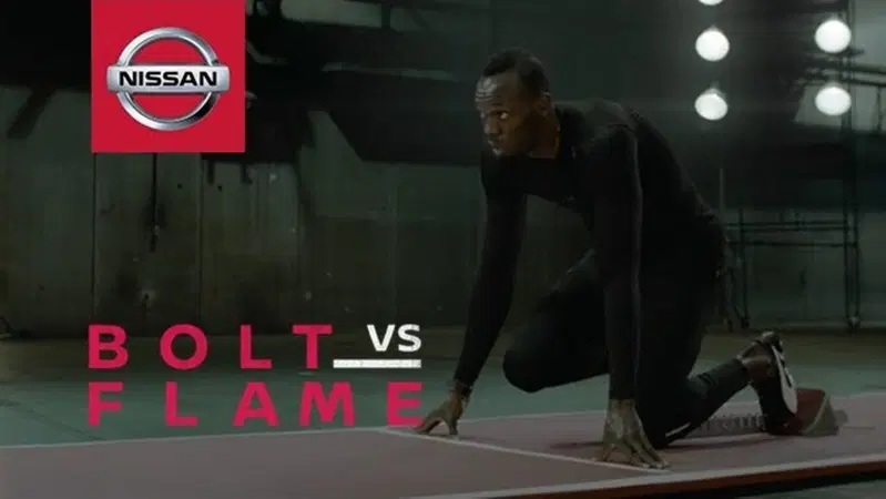 Nissan sfida Usain Bolt a competere con la velocit&agrave; del fuoco [VIDEO]
