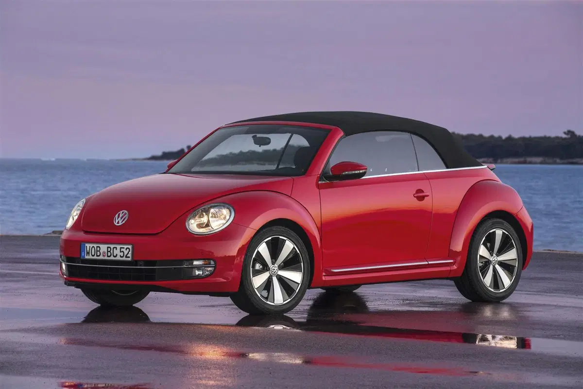 Quale scoprire, Confronto: VW Maggiolino Cabriolet 1.2 TSI Vs Mini One Cabrio