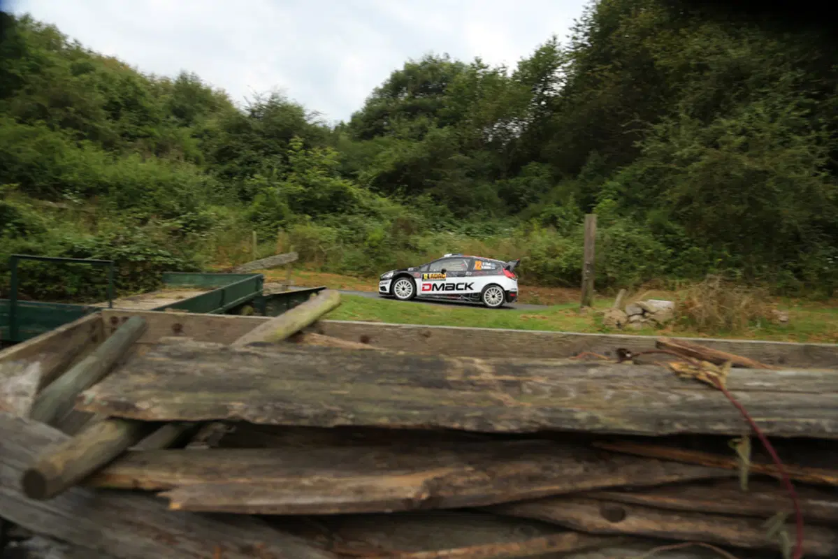 WRC16 Germania. In testa Mikkelsen (Volkswagen) (20)