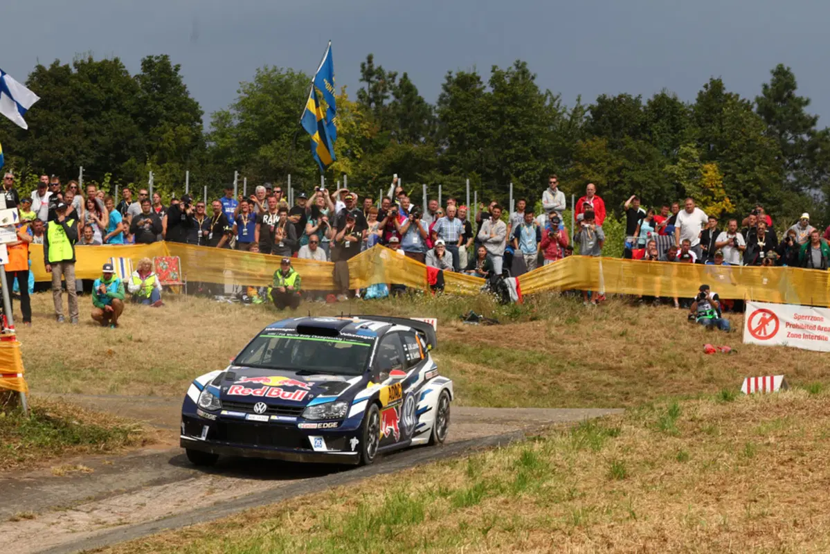 WRC16 Germania. In testa Mikkelsen (Volkswagen) (43)