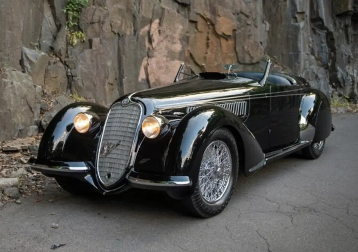 Alfa 8C 2900B Touring venduta a 19,8 milioni di dollari a Monterey
