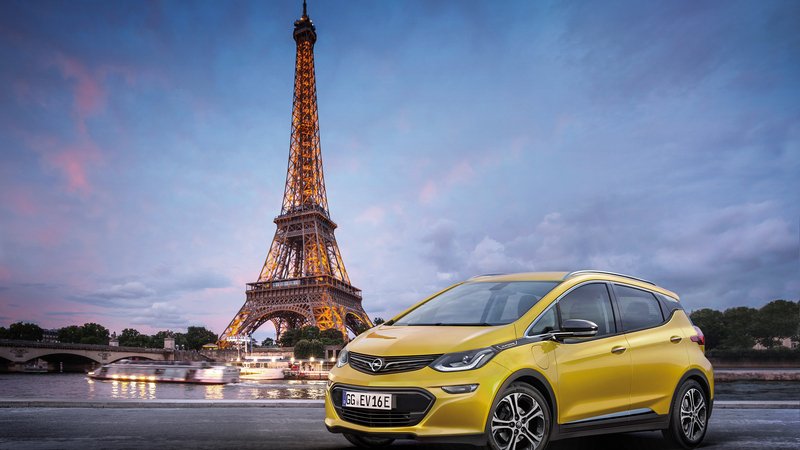 Opel Ampera-e, il debutto al Salone di Parigi