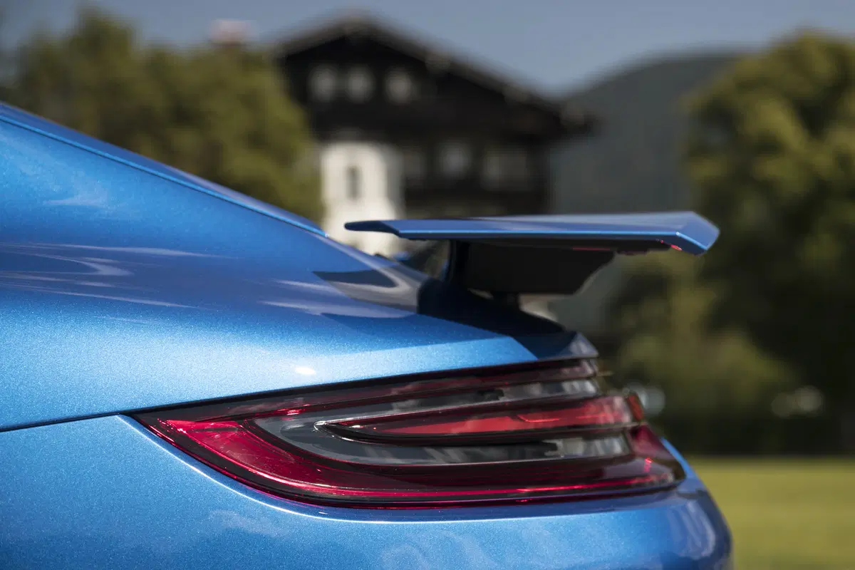 Porsche Panamera Turbo [Video] (24)