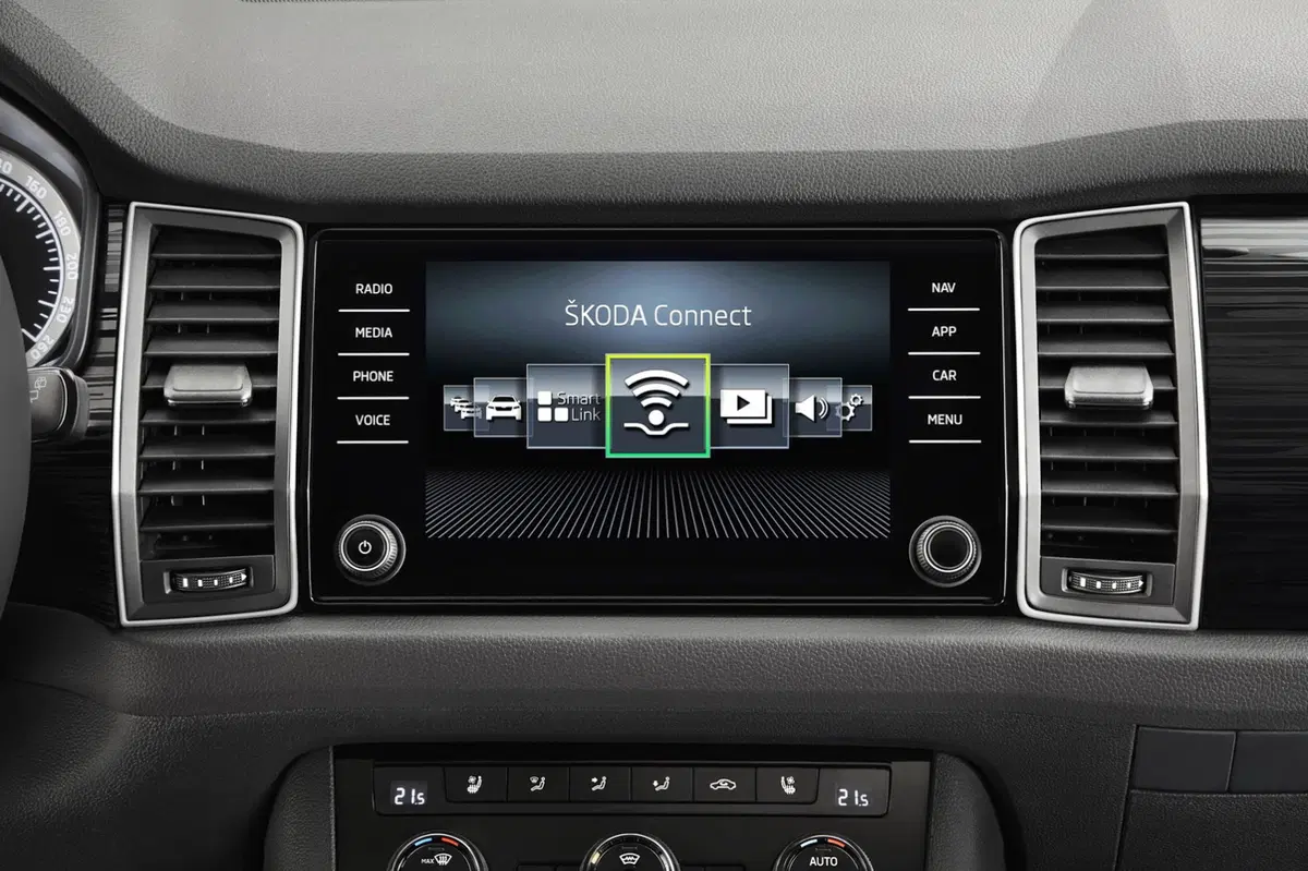 Skoda Kodiaq: ecco le prime immagini degli interni (2)