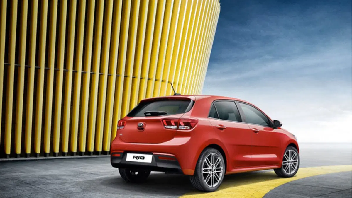 Nuova Kia Rio: le prime immagini in attesa di Parigi (4)