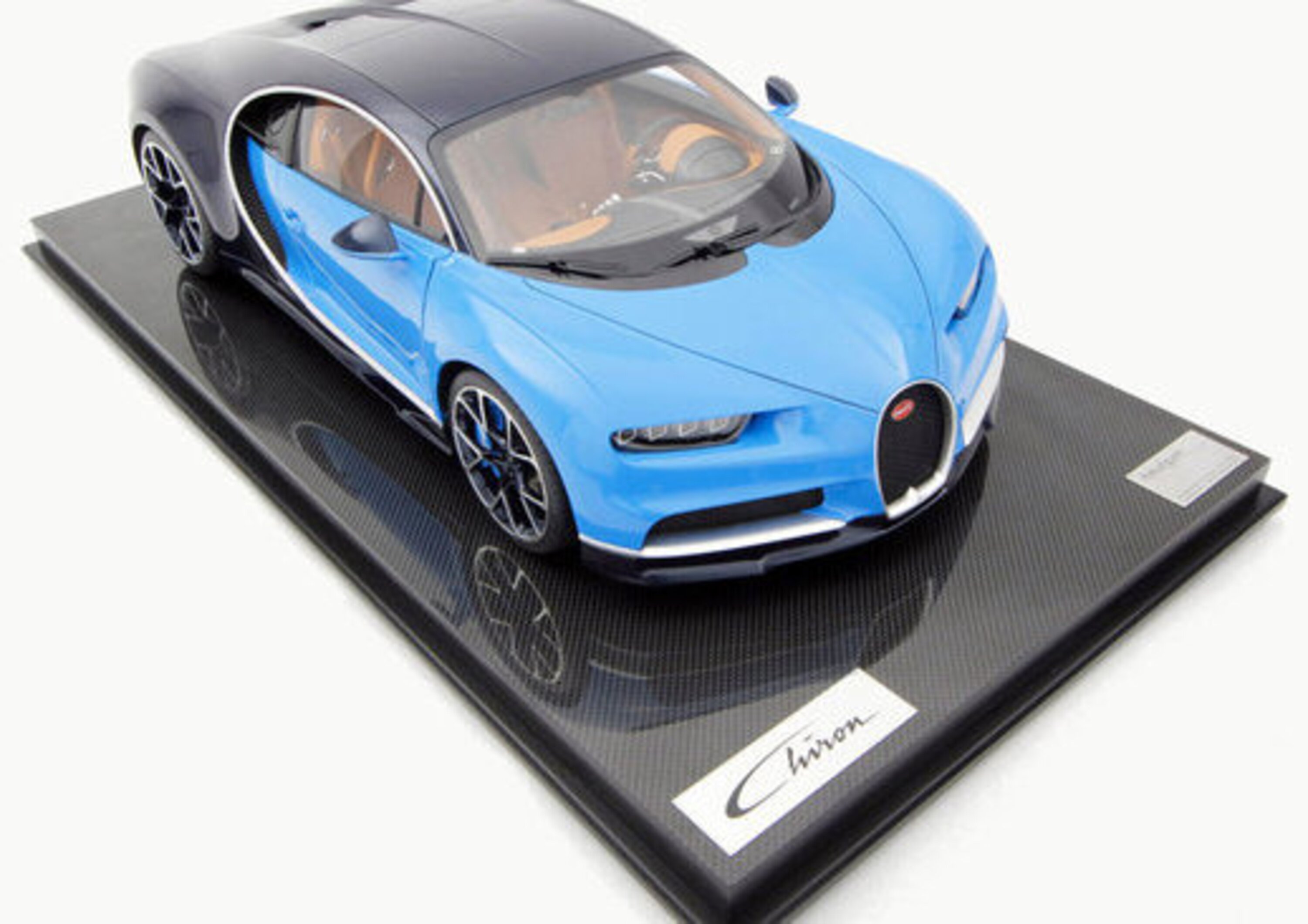 Bugatti Chiron: ecco quella da 10.000 dollari