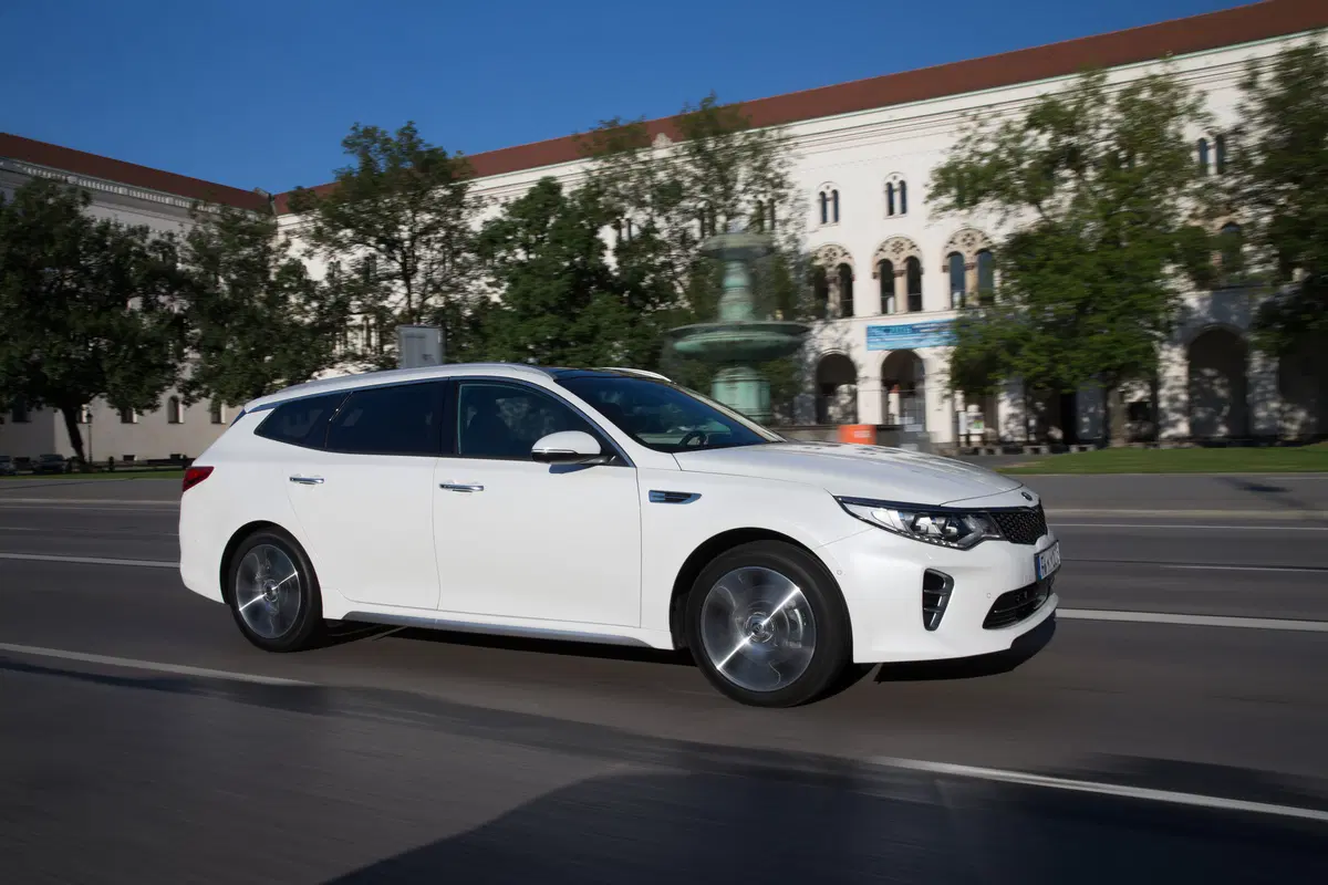 Kia Optima Sportswagon 1.7 VGT GT-Line [Video Prima Impressioni] (33)