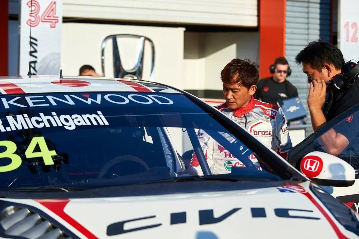 WTCC 2016, qualifiche Giappone: pole per López (8)