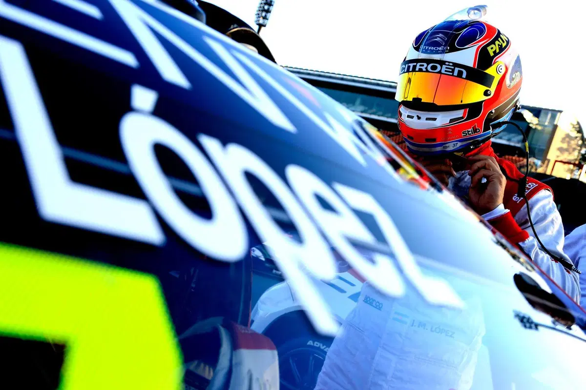 WTCC 2016, qualifiche Giappone: pole per López (14)