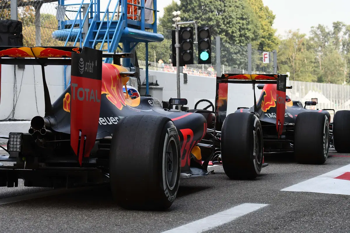 F1, Gp Italia 2016, FP3: (18)