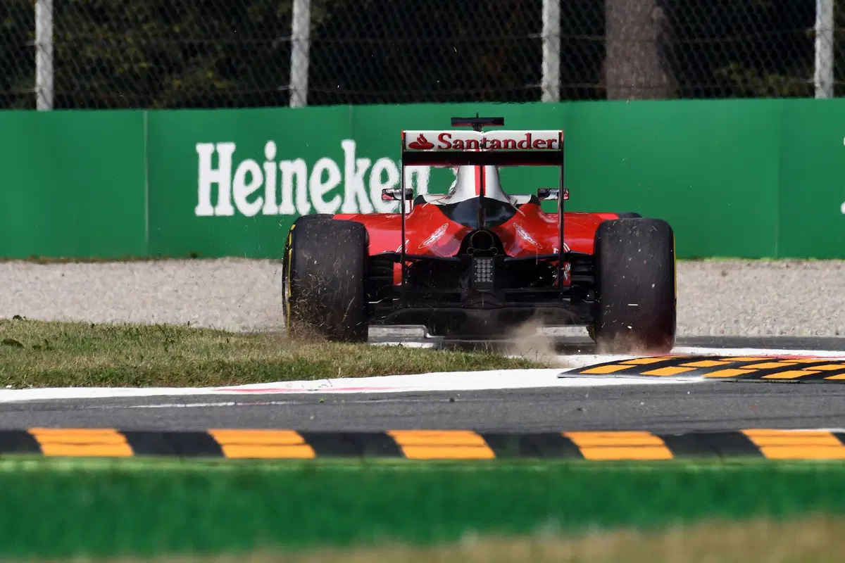 F1, Gp Italia 2016, FP3: (19)