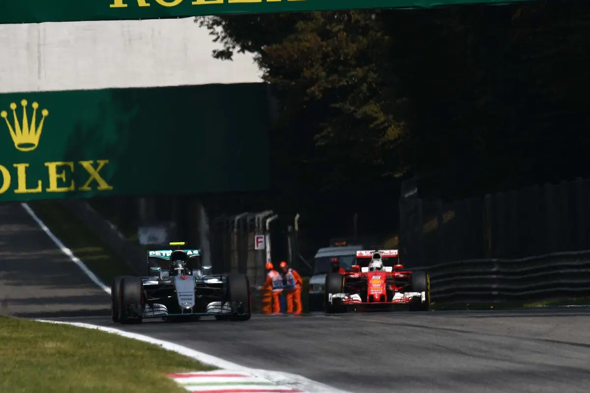 F1, Gp Italia 2016: pole per Hamilton. Terzo Vettel (24)