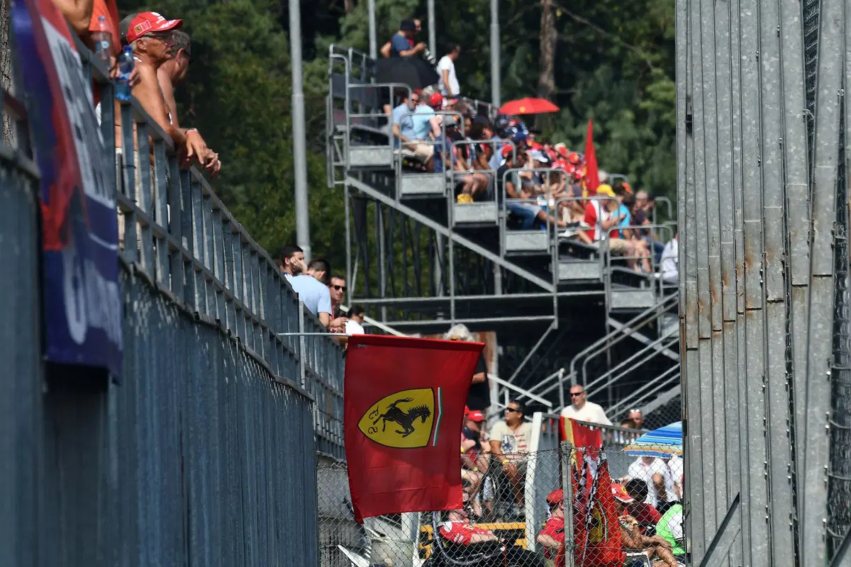 F1, Gp Italia 2016: pole per Hamilton. Terzo Vettel (26)