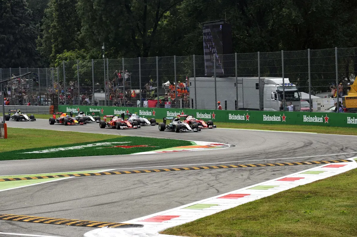 F1, Gp Italia 2016: vince Rosberg. Terzo Vettel (19)