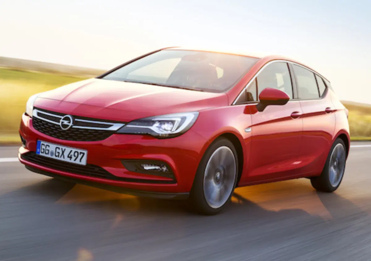 Opel Astra: raggiunta quota 250.000 ordini in Europa
