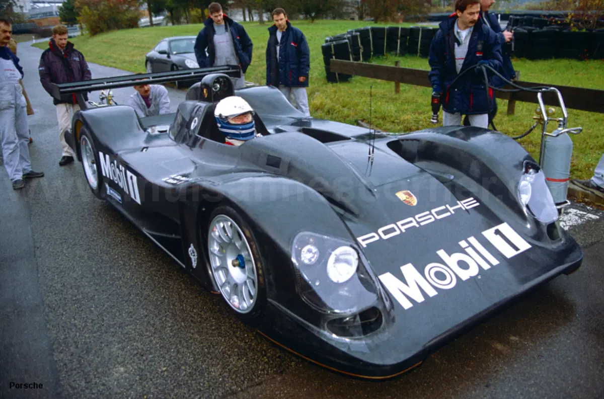 Porsche: un prototipo donò il suo V10 F1 alla Carrera GT (per far nascere la Cayenne) (5)