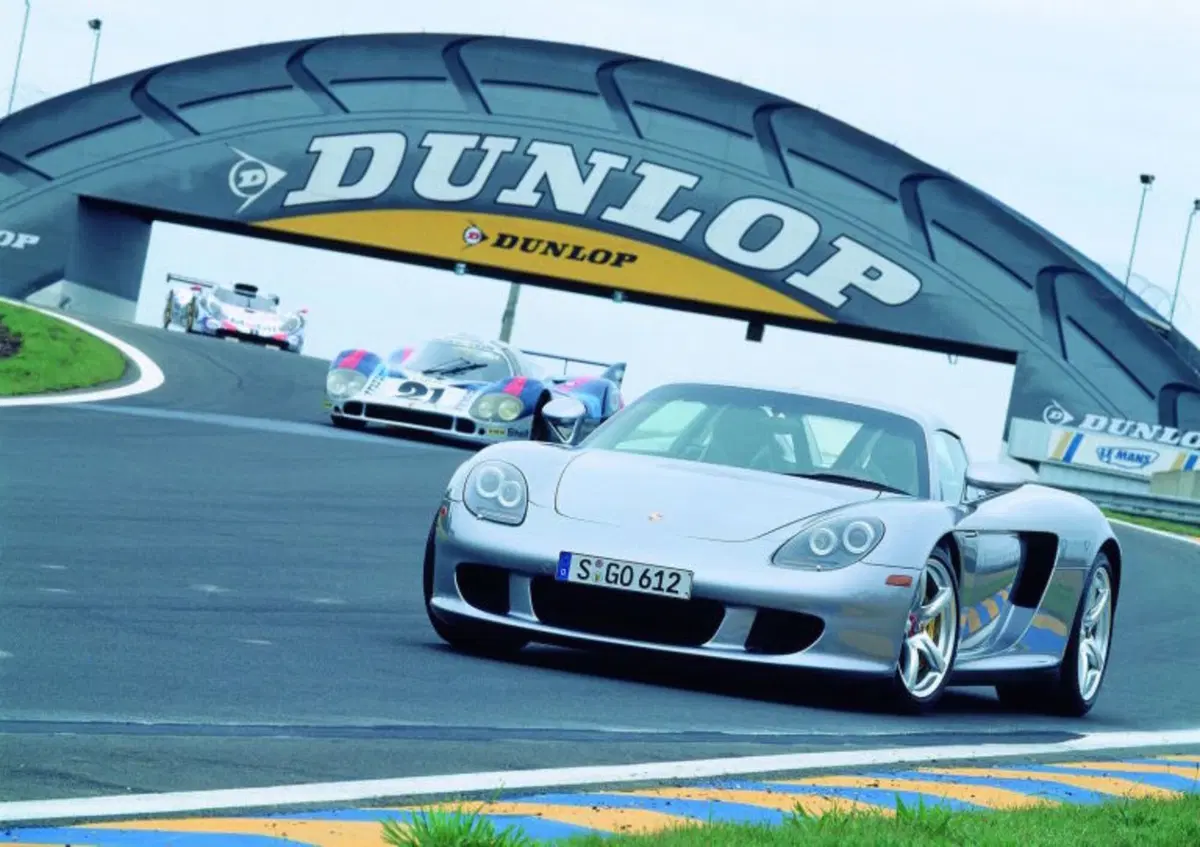 Porsche: un prototipo donò il suo V10 F1 alla Carrera GT (per far nascere la Cayenne)