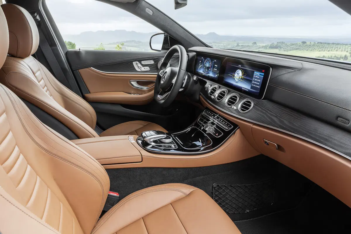 Mercedes-Benz Classe E Station Wagon 220 d Mild hybrid Auto Premium (40)