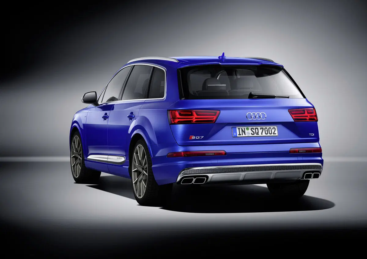 Audi SQ7 4.0 V8 TFSI quattro tiptronic sport attitude (33)