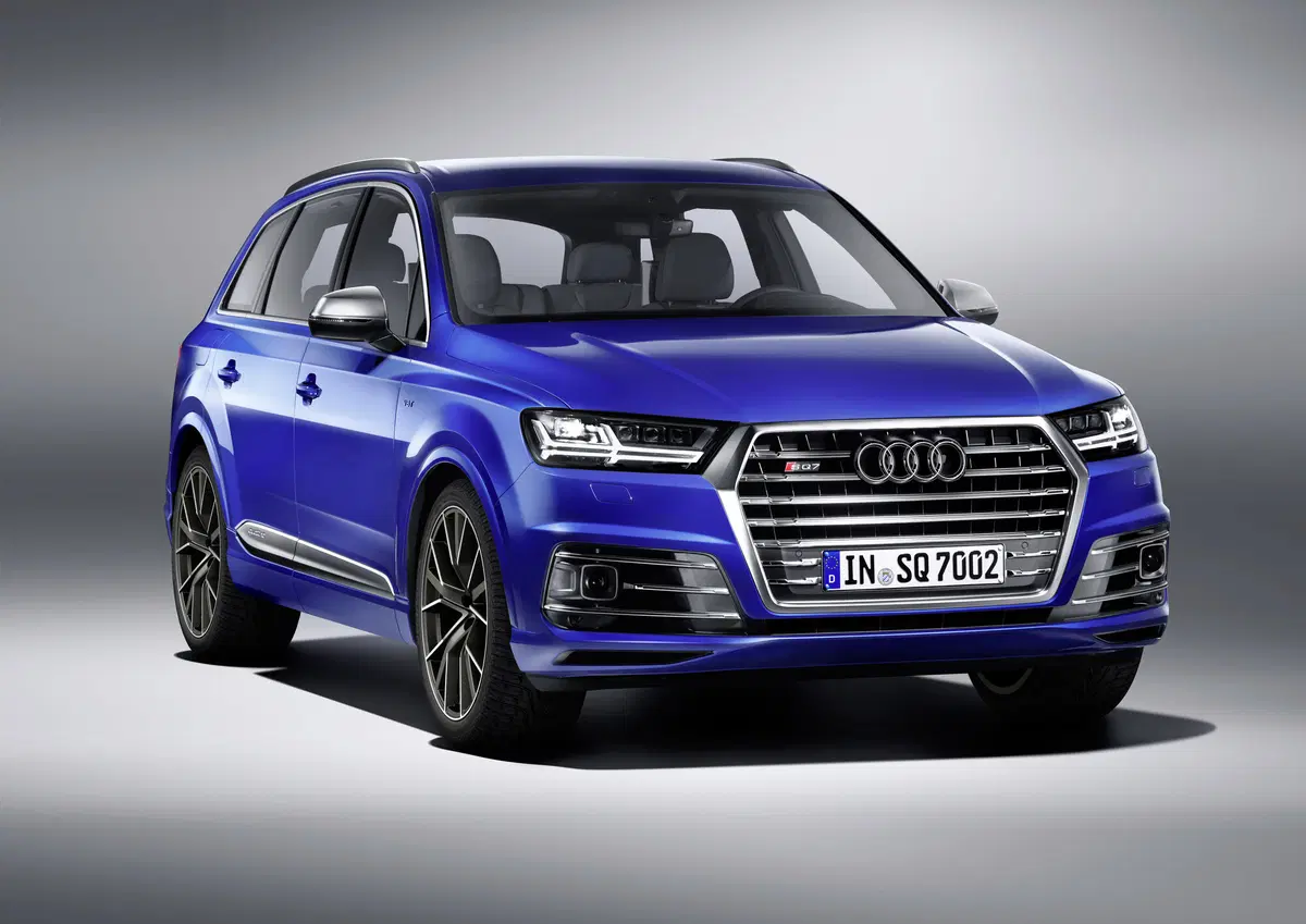Audi SQ7 4.0 V8 TFSI quattro tiptronic sport attitude (32)