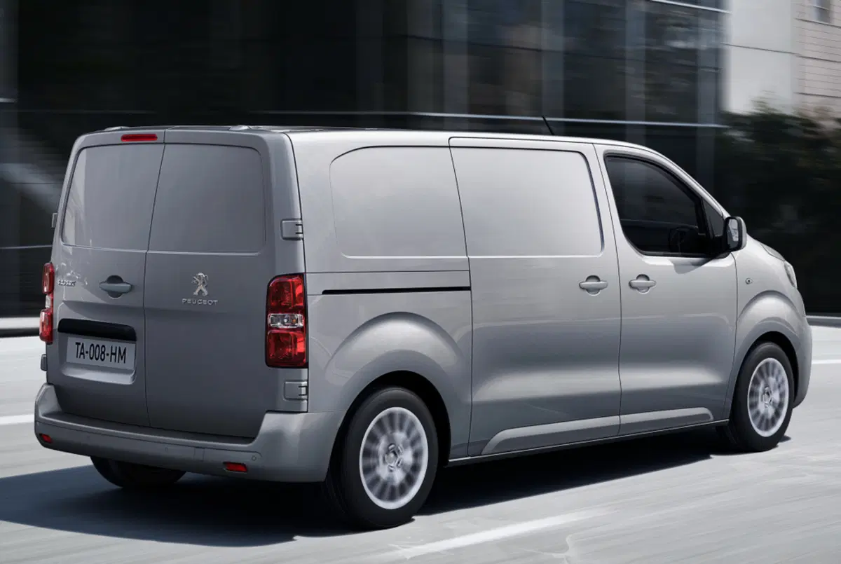 Peugeot Expert Furgone BlueHDi 140 PL-SL-TN-DC Mobile Furgone Long (2)