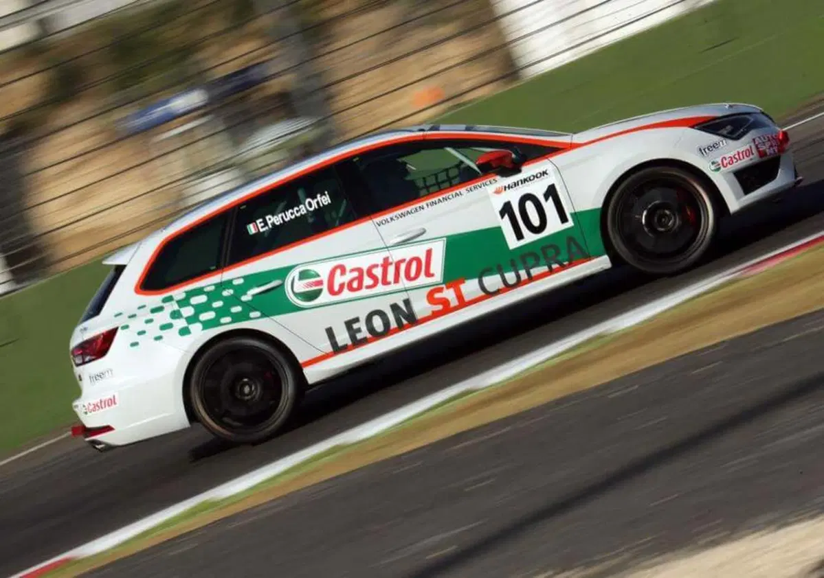  Seat Leon Cupra ST TCS: doppio 2° a Vallelunga per Perucca (4)