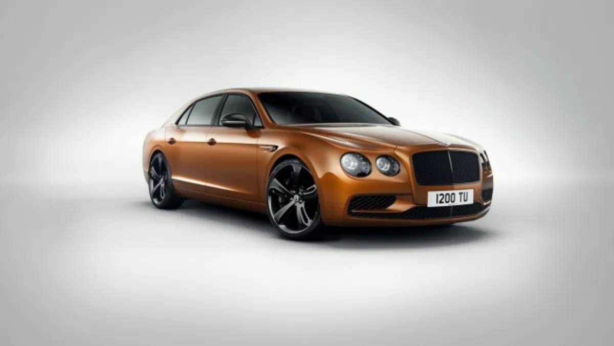 Bentley Flying Spur W12 S: l'ammiraglia da 630 CV