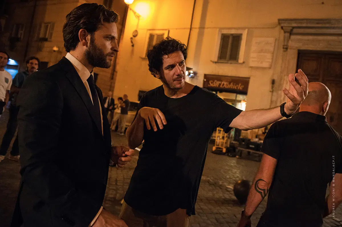 Renault ti dà i pezzi, tu crei il tuo film. Con Scenic nasce il primo cortometraggio modulare (4)