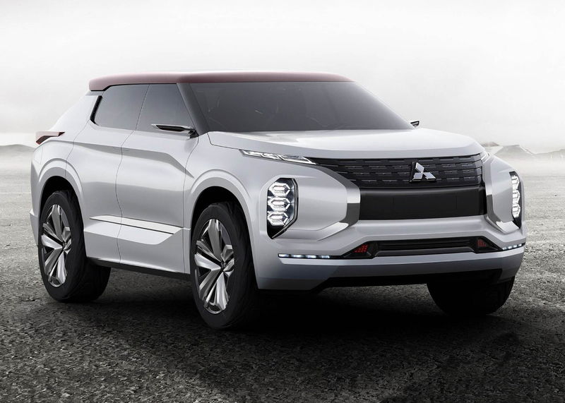 Mitsubishi GT-PHEV Concept: l&rsquo;elettrica da 120 km di autonomia a Parigi 2016