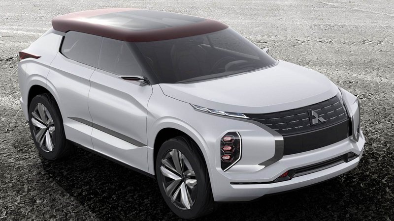 Mitsubishi GT-PHEV Concept: l&rsquo;elettrica da 120 km di autonomia a Parigi 2016