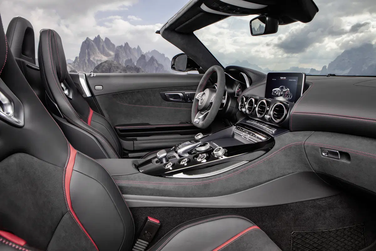 Mercedes-AMG GT e GT C Roadster: al Salone di Parigi 2016 en-plein-air (8)
