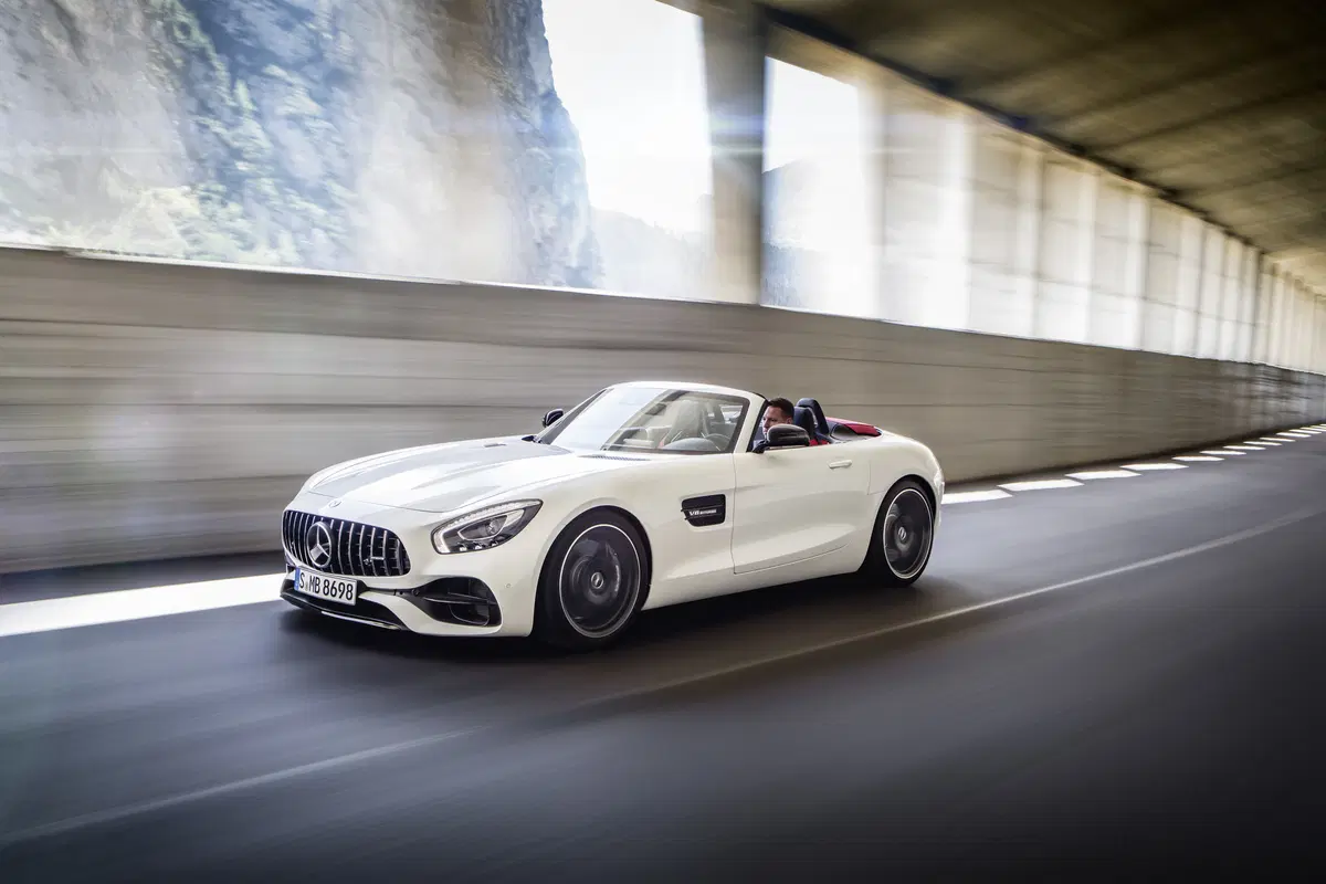 Mercedes-AMG GT e GT C Roadster: al Salone di Parigi 2016 en-plein-air (5)