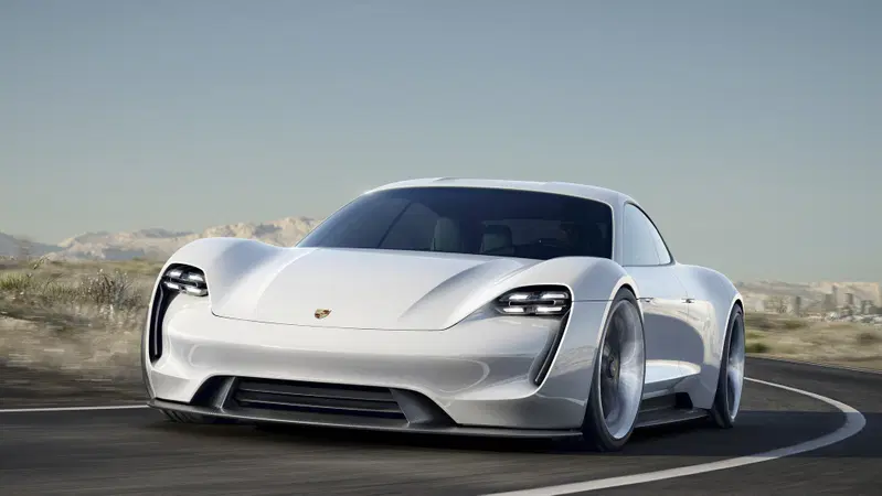 Porsche: nei piani una Mission E "ristretta"?