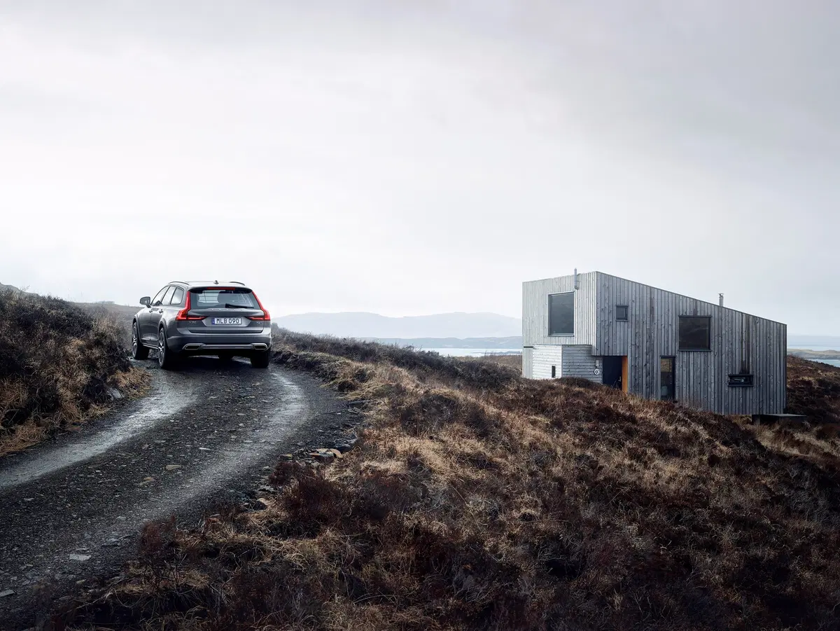Volvo V90 Cross Country, potente e confortevole (2)