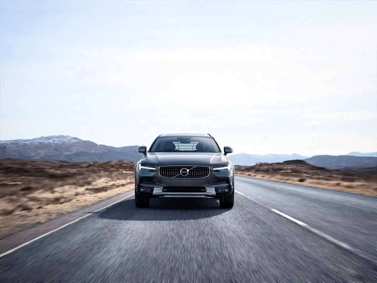 Volvo V90 Cross Country, potente e confortevole (5)