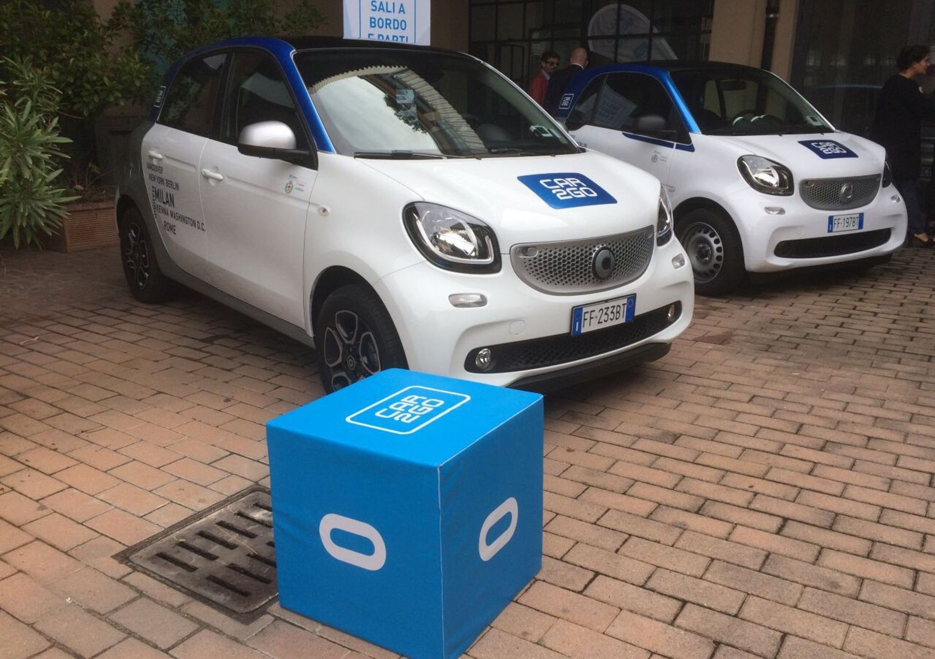 car2go: a Milano la nuova flotta smart fortwo e forfour
