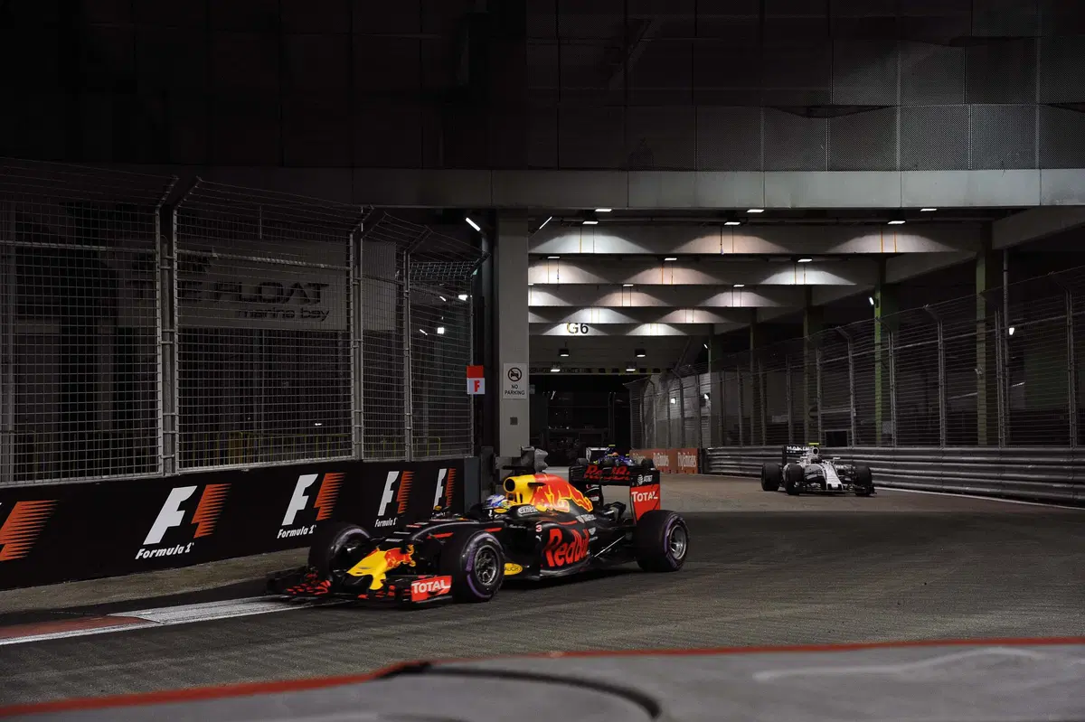 F1, Gp Singapore 2016, FP2: Rosberg davanti a tutti (27)