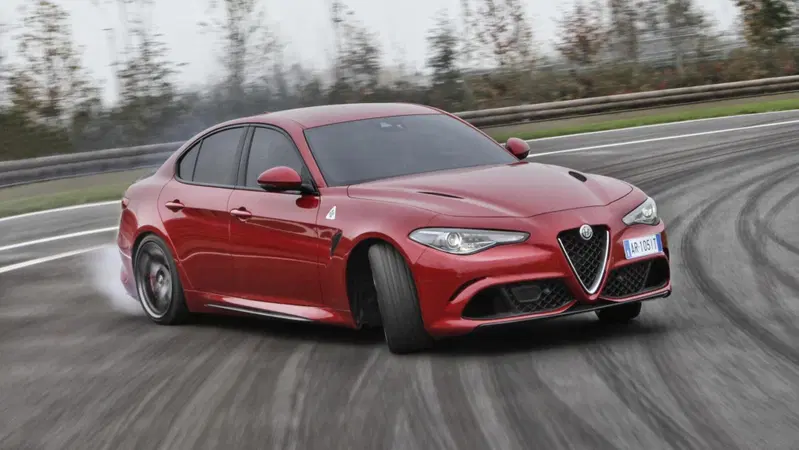 Record Alfa Romeo Giulia Quadrifoglio Nurburgring: l'intervista con Fabio Francia