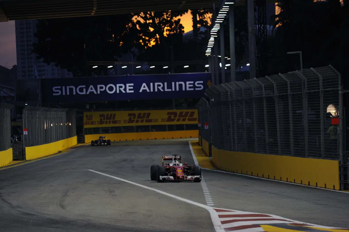 F1, Gp Singapore 2016: pole per Rosberg (3)