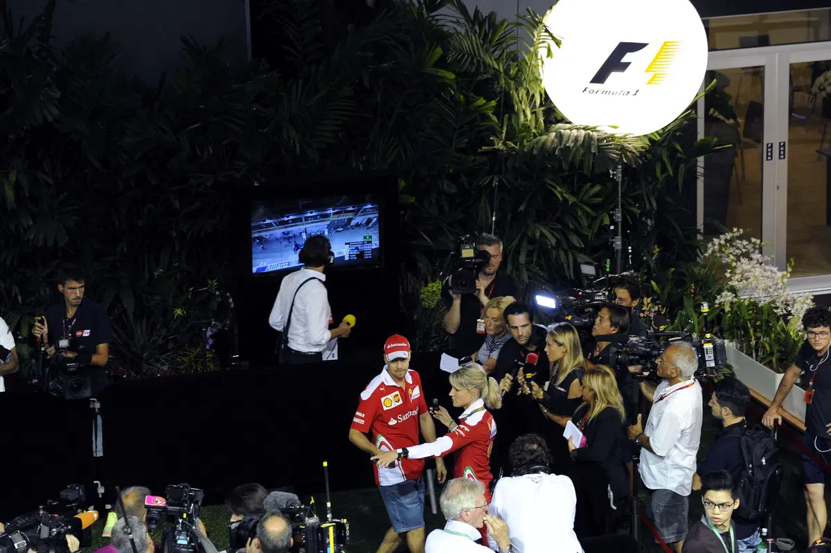 F1, Gp Singapore 2016: pole per Rosberg (19)