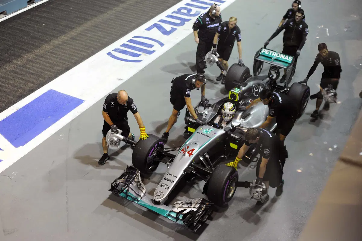F1, Gp Singapore 2016: pole per Rosberg (24)