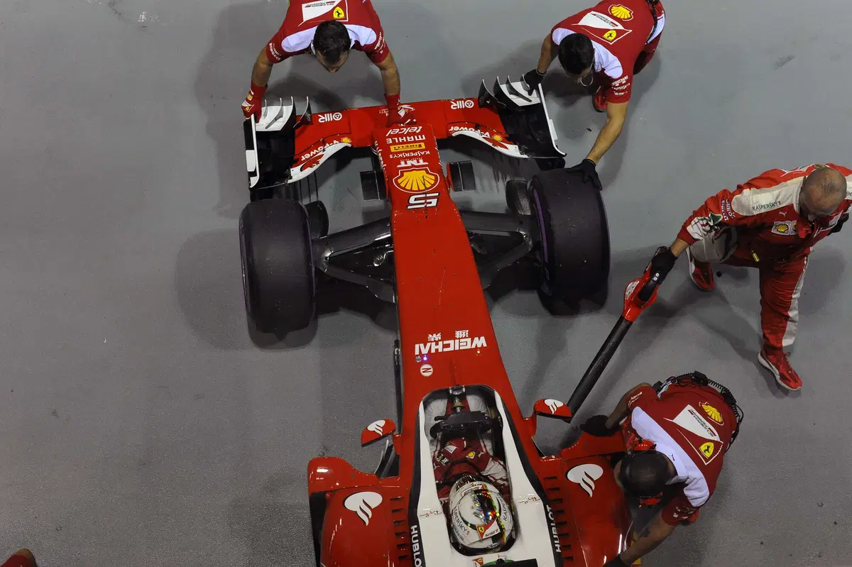 F1, Gp Singapore 2016: pole per Rosberg (17)