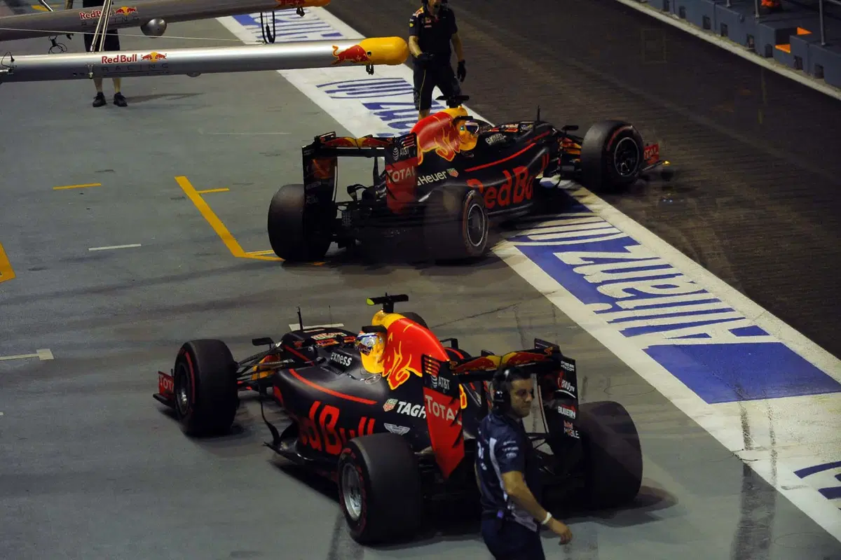 F1, Gp Singapore 2016: pole per Rosberg (21)